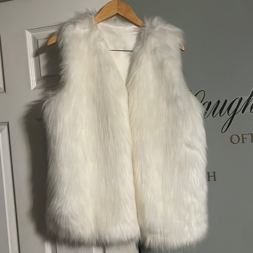 Fur vest